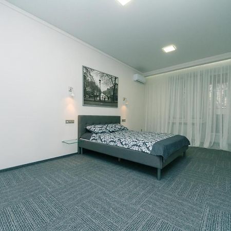 Hotrent City Deluxe Kiev Dış mekan fotoğraf