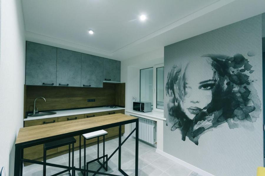Hotrent City Deluxe Kiev Dış mekan fotoğraf