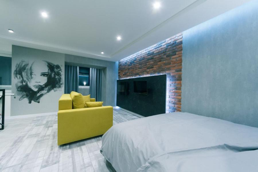 Hotrent City Deluxe Kiev Dış mekan fotoğraf